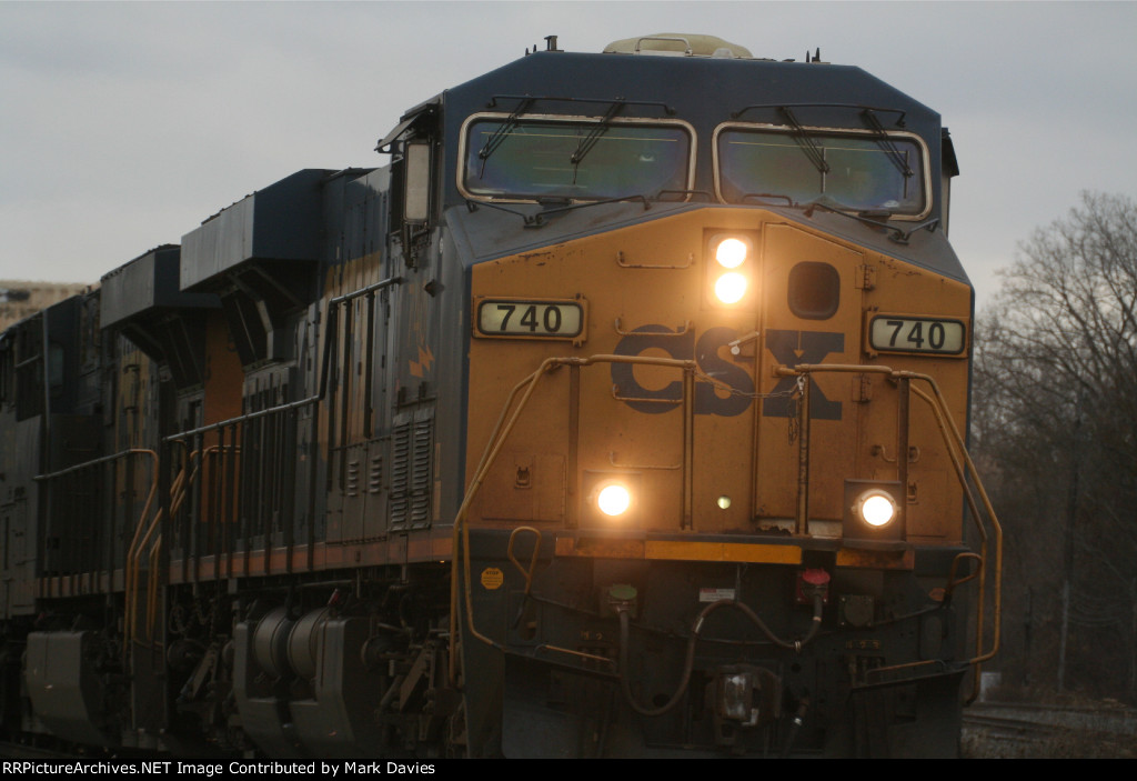 CSX 740